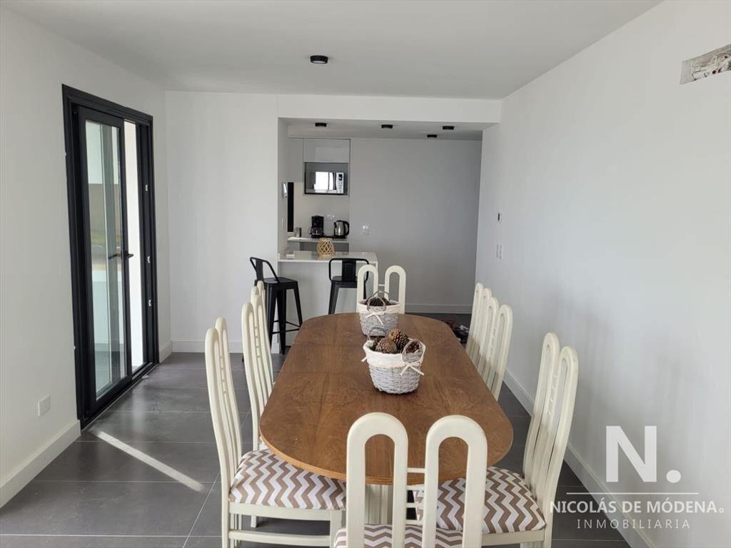 Apartamento en Venta, a estrenar, Primera fila Playa Brava