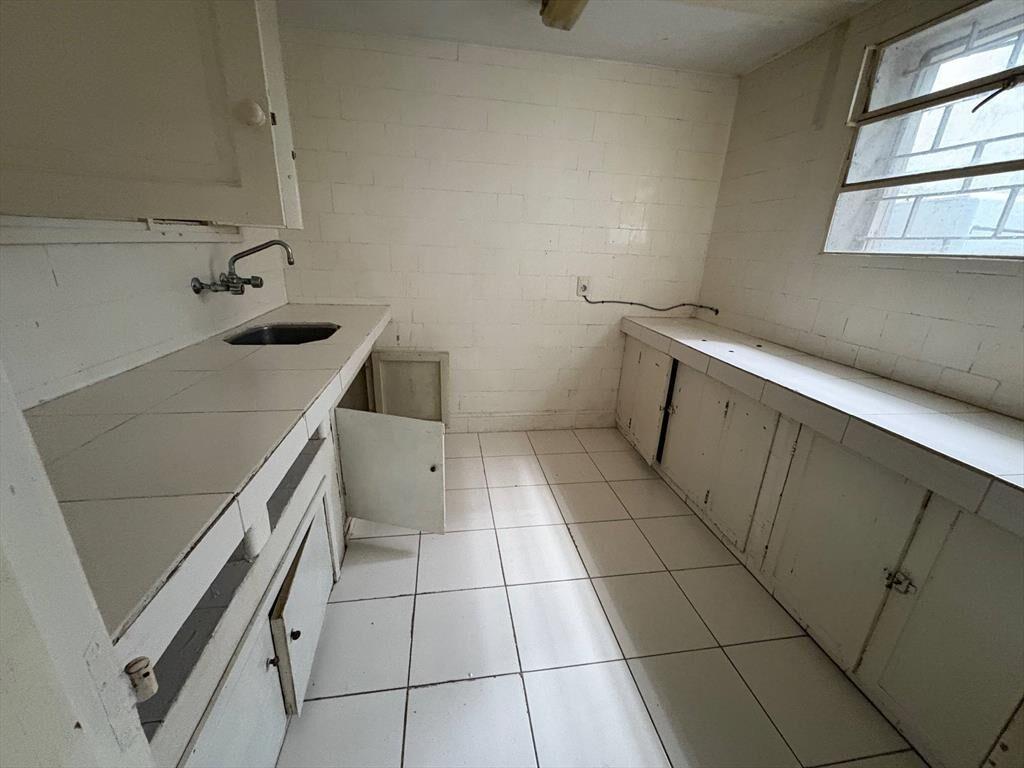 Alquiler - Local comercial/industrial/casa en Buceo 351mts2