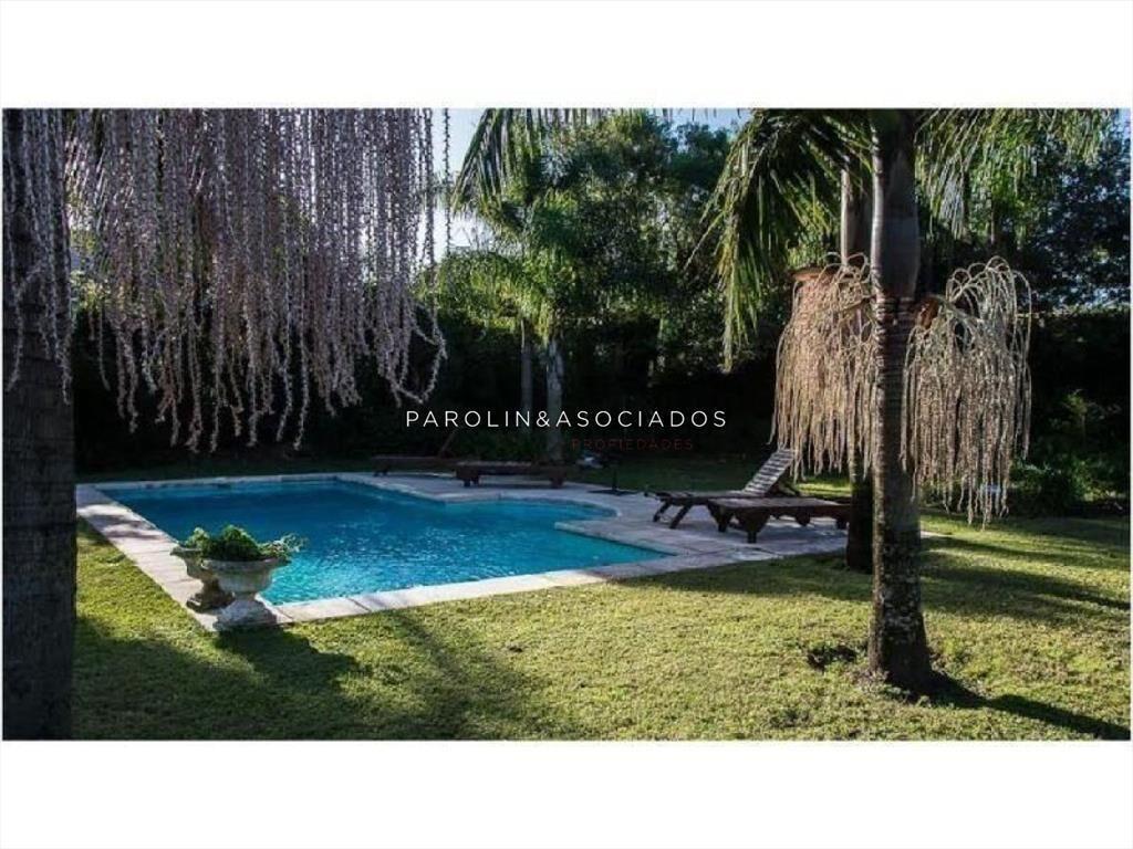 Casa en venta de 4 dormitorios