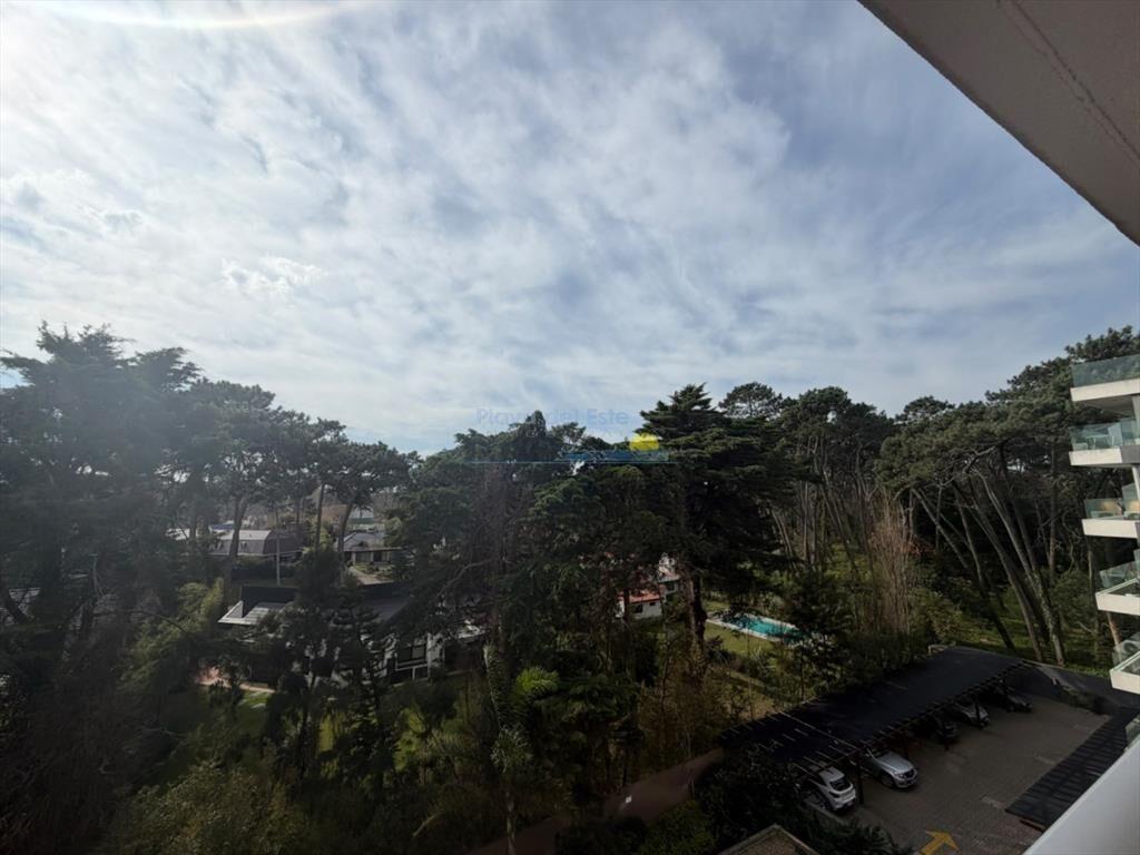 Apartamento en venta de 2 dormitorios en Punta ,