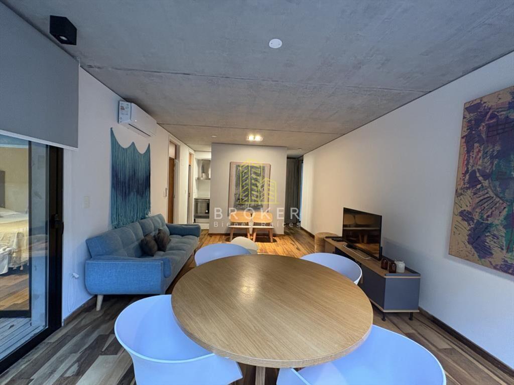 Alquiler anual de hermoso apartamento de 1 dorm