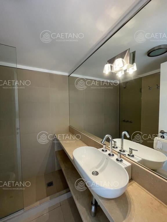 Venta Apartamento 3 dormitorios y servicio linea