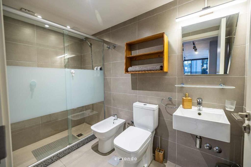 VENTA APARTAMENTO DOS DORMITORIOS Y GARAJE CENTRO