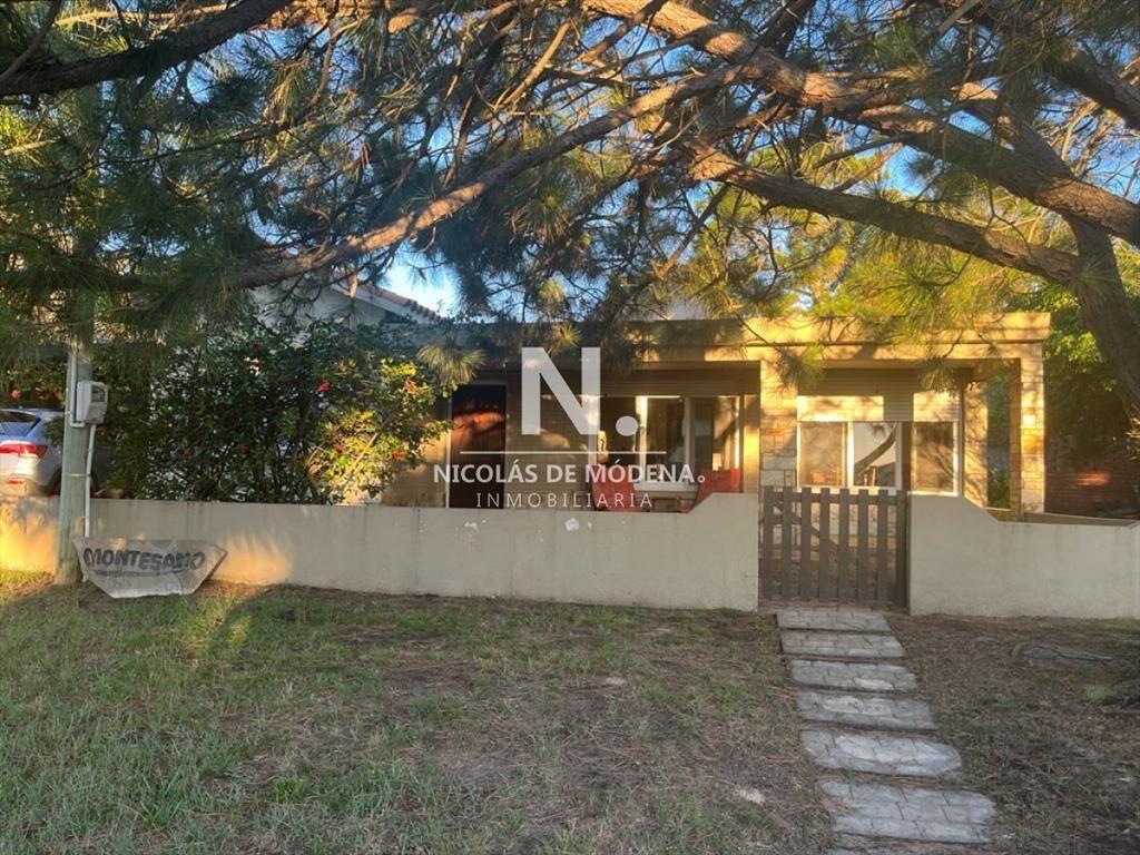 En venta casa amplia de 3 dormitorios en Playa