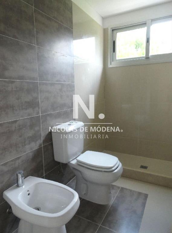 En venta.. Pedragosa Sierra- Punta del Este