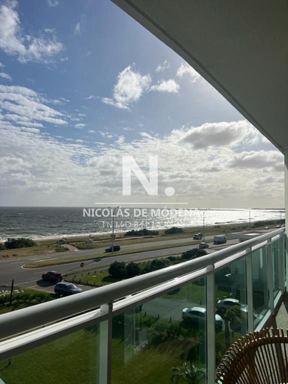 Departamento en alquiler en Edificio Cruceros , ,