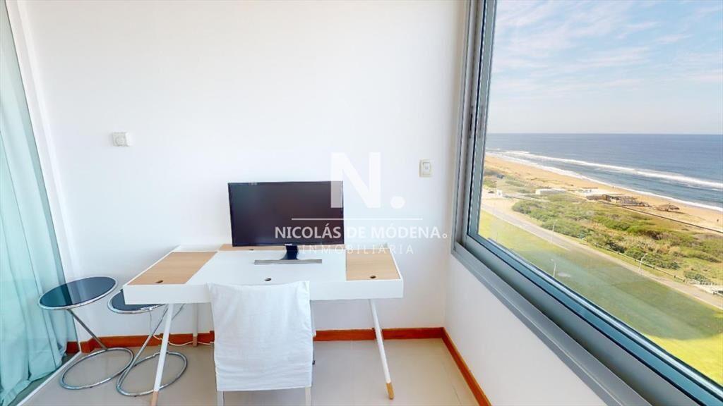 Vende Apartamento en Brava - Punta del Este de 3dormitorios