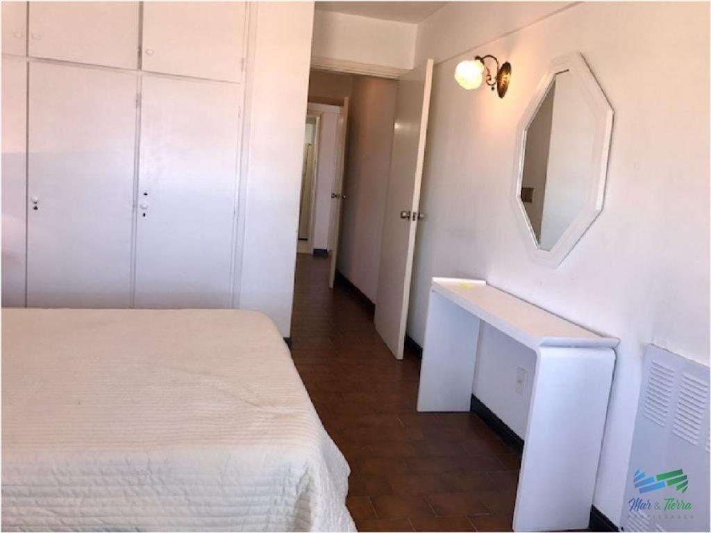 Apartamento en Brava, 2 dormitorios *
