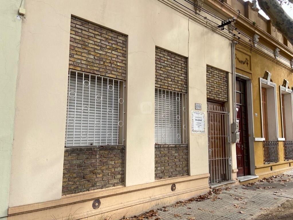 VENTA  CASA 3 DORMITORIOS PASO MOLINO IDEAL RECICLAJE
