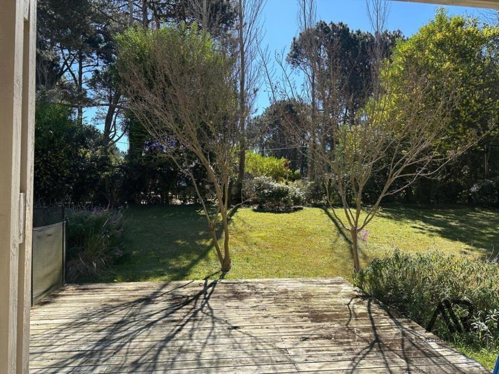 Casa en venta c/ cochera en Laguna Del Sauce