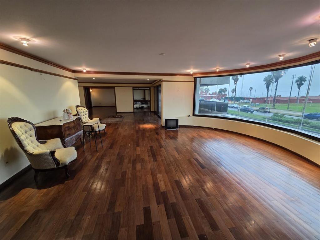 Rambla de Punta Carretas, 382 m2 , ggex3 , piscina, gimnas