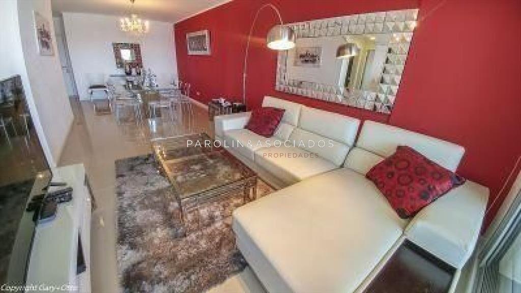 Apartamento en venta de 3 dormitorios en Wind del