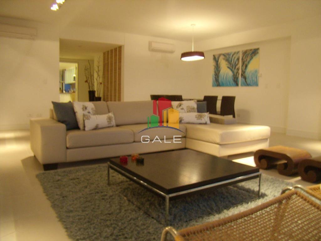 Apartamento en Brava, 3 dormitorios *
