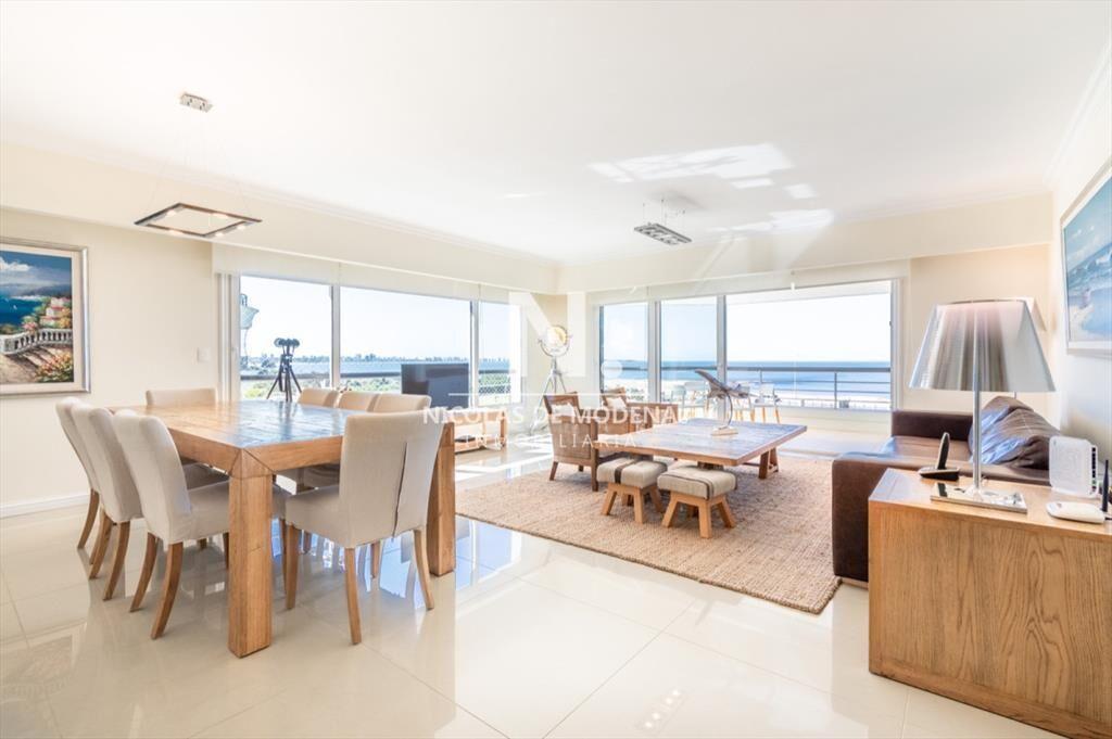 Lindo apartamento con agradable lista al mar