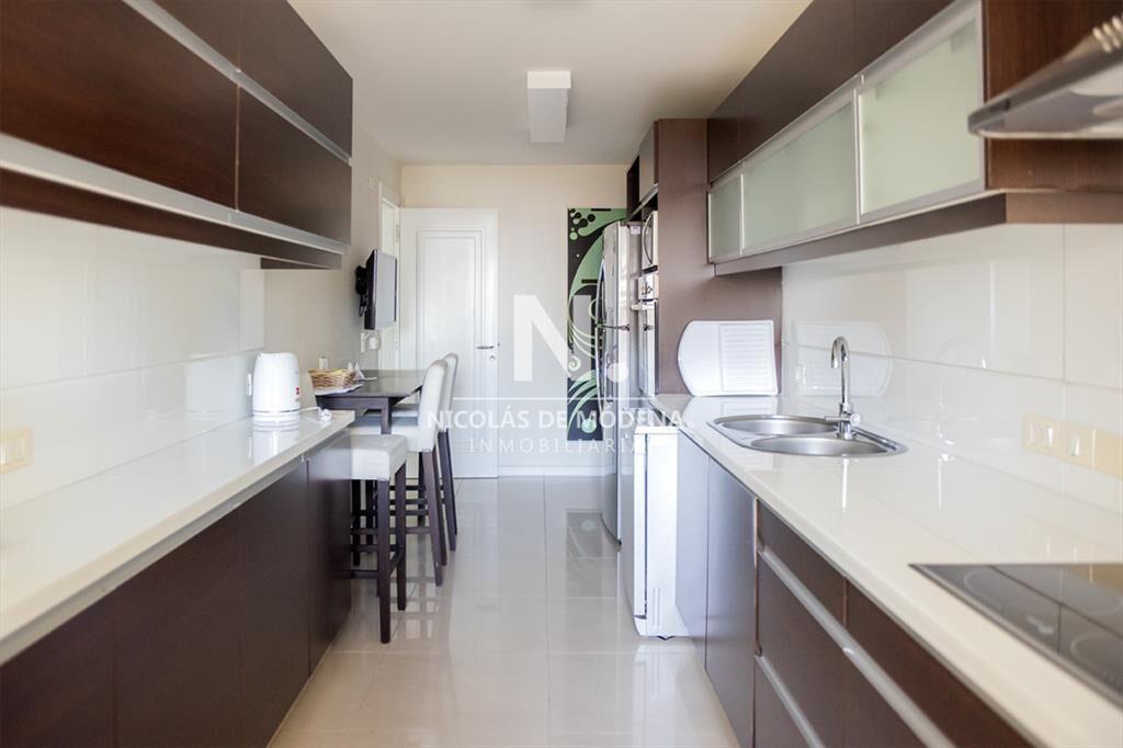 Apartamento en venta en Brava de 3 dormitorios, -