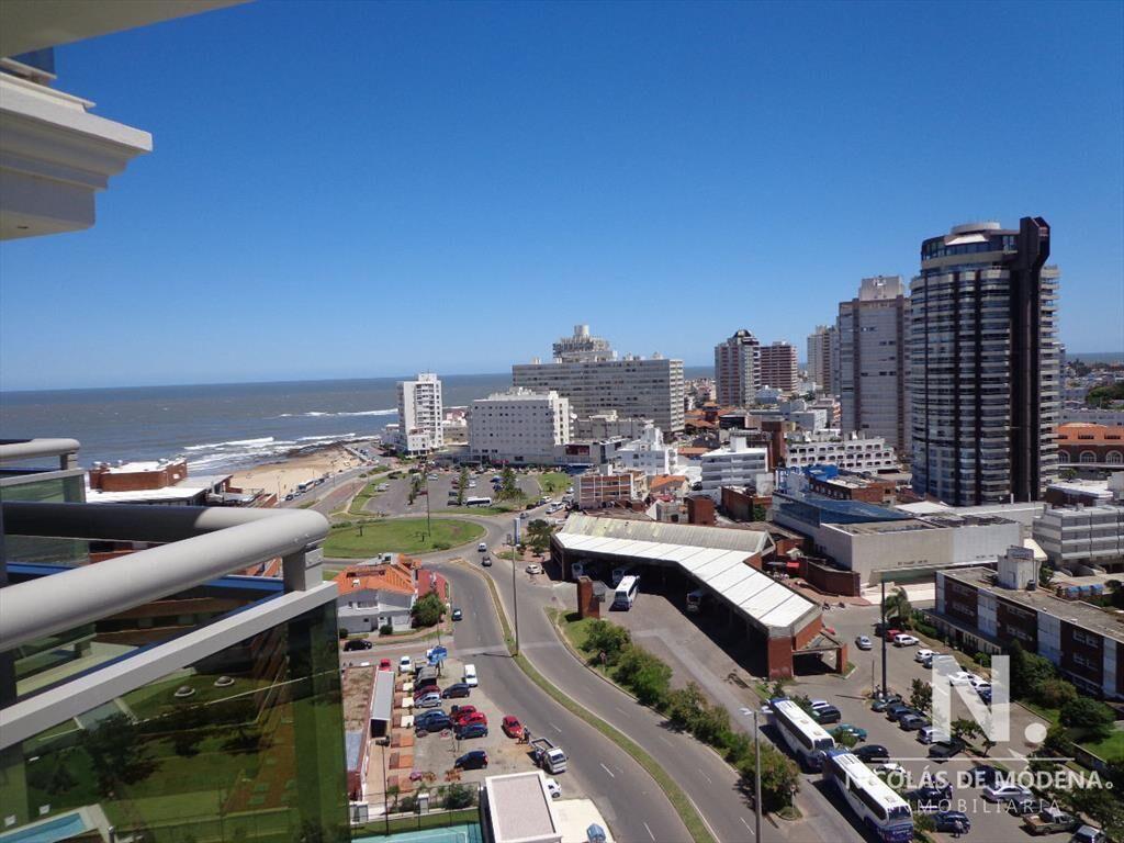 Apartamento en Brava, 2 dormitorios, ALQUILER Y VENTA TORRE
