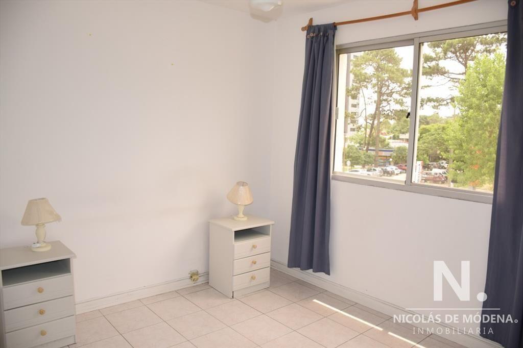 Oportunidad Apartamento de 2 dormitorios en Roosevelt