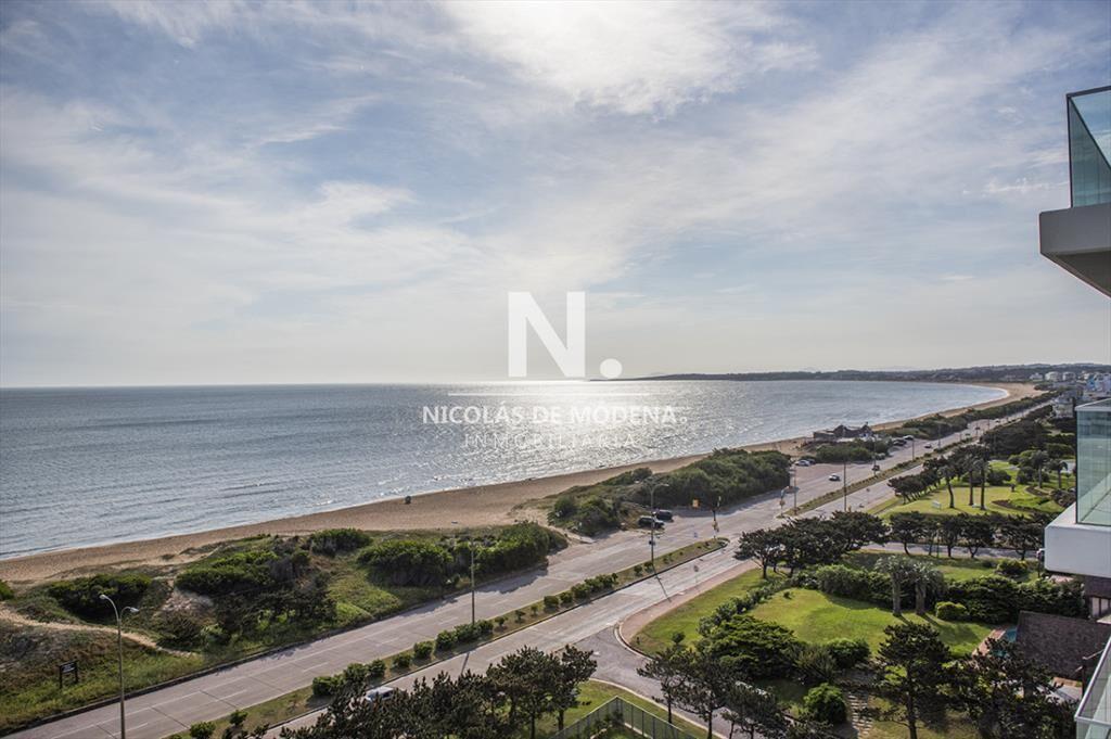 Espectacular departamento de 3 dorm. en alquiler