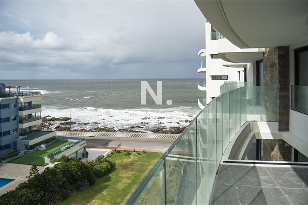 Departamento a estrenar en torre de categoría