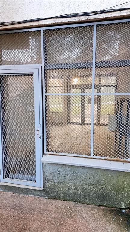 ALQUILER LOCAL COMERCIAL EN PANDO