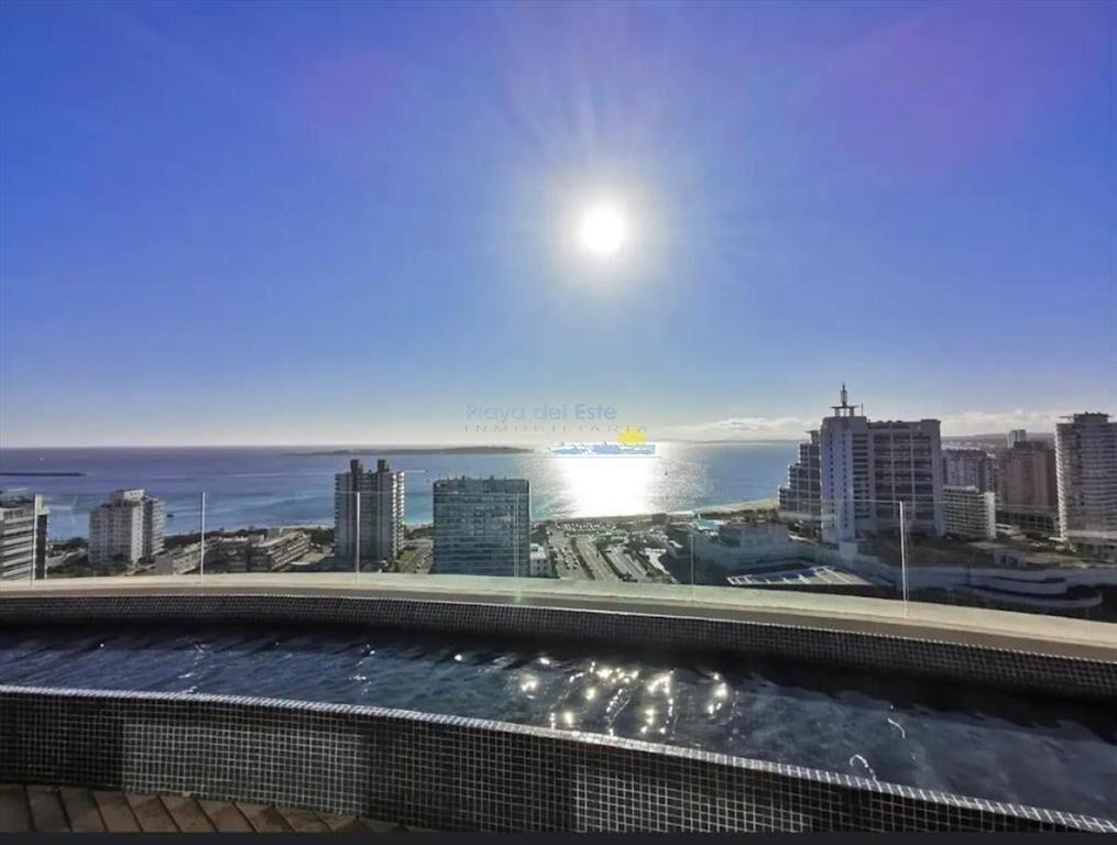 Moderno apartamento a pasos del mar