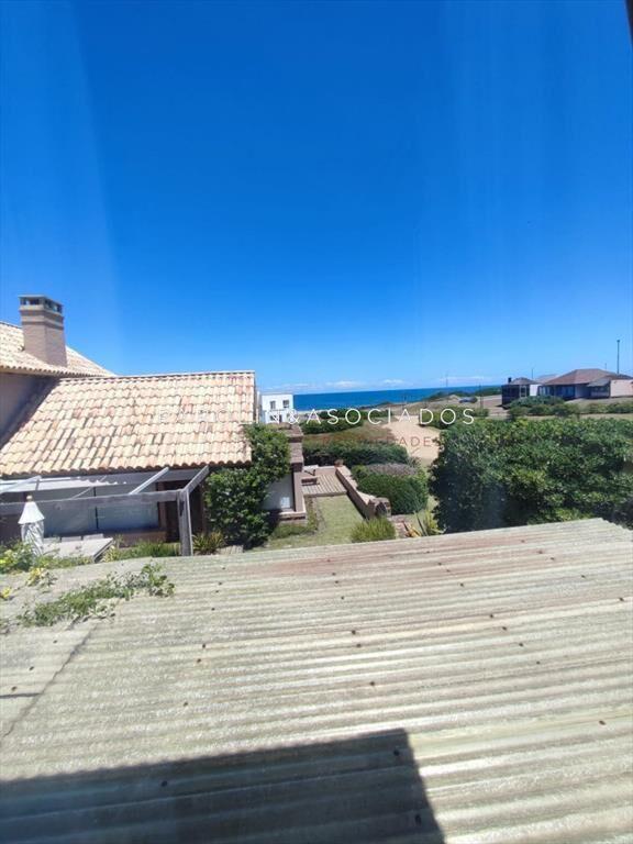 Hermosa casa en venta en Montoya a solo pasos de