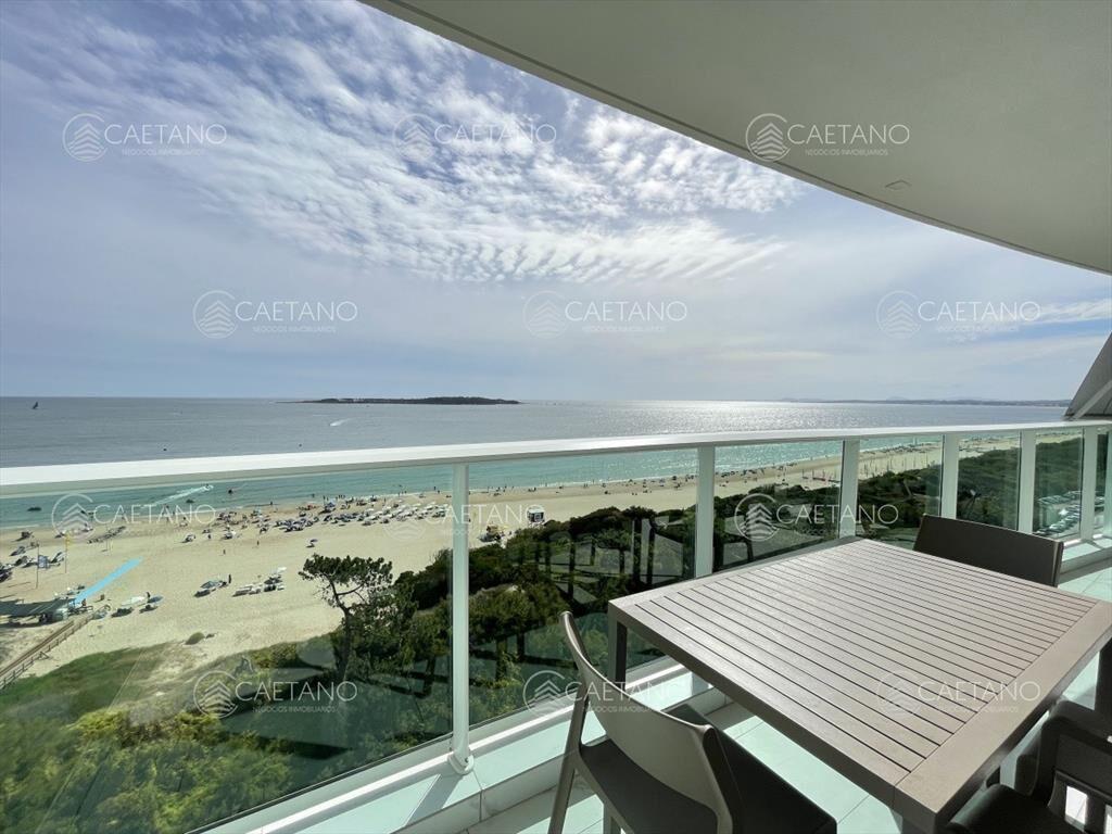 Venta apartamento 3 dormitorios playa mansa Punta