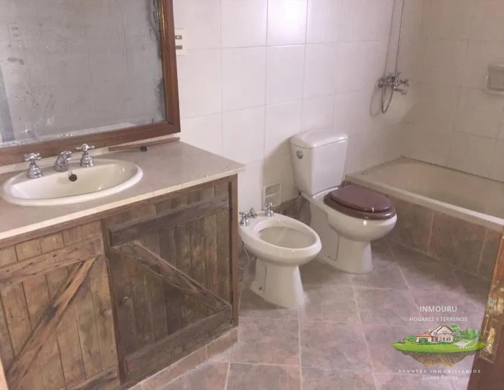Venta de casa amplia en Minas