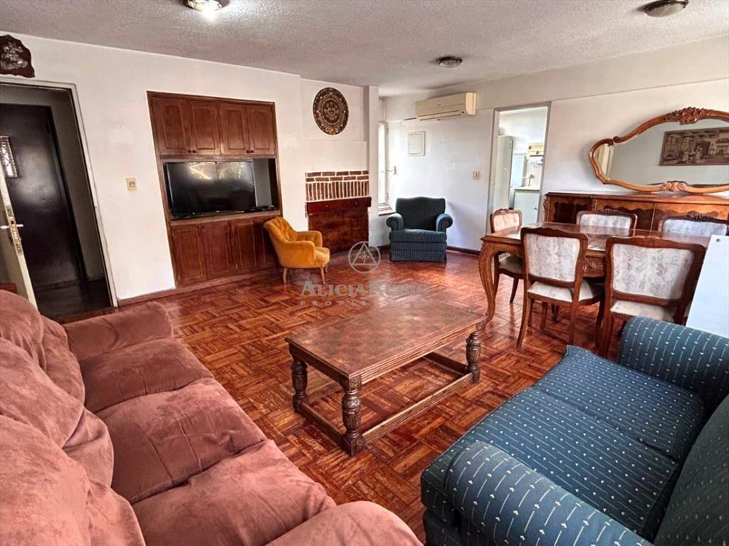 Pastoriza 1420 esq RIVERA. 3 DORM Y SERVICIO, ESTUFA LEÑ...