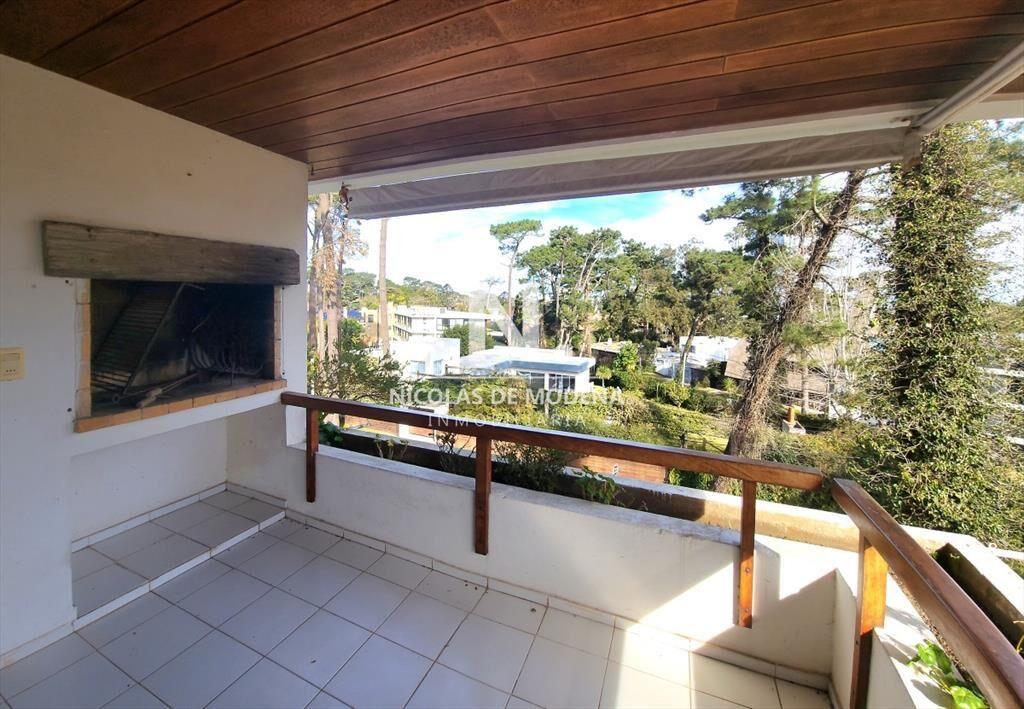 Apartamento de 3 dormitorios estufa a leña y al