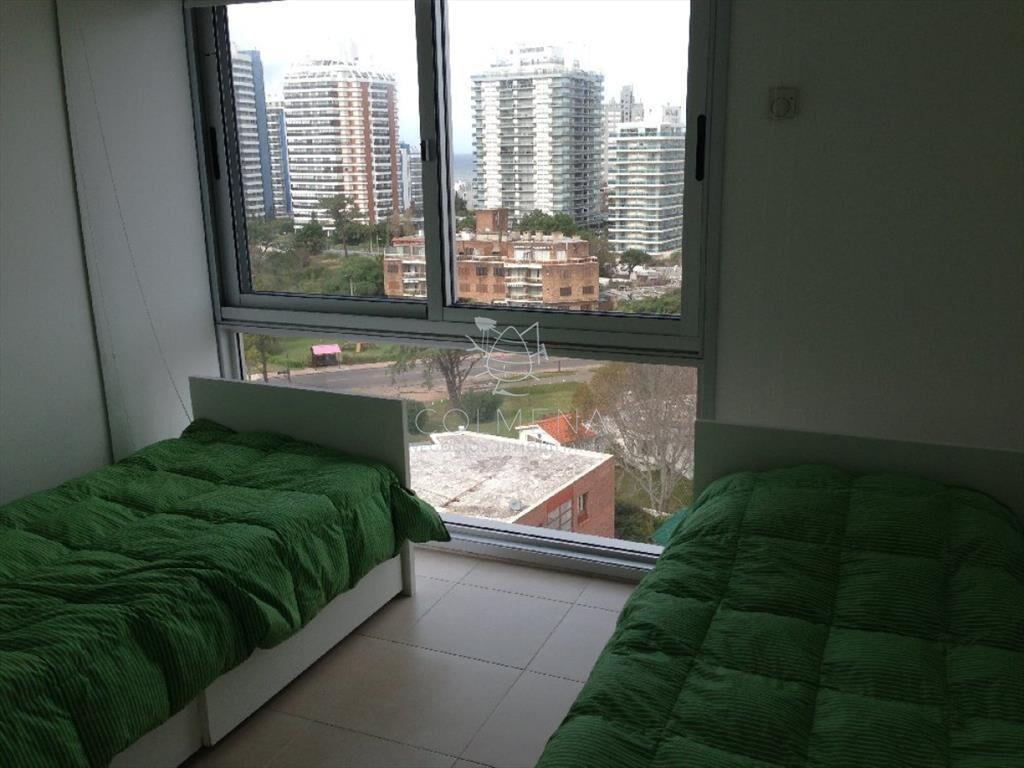 Espectacular departamento en punta del Este