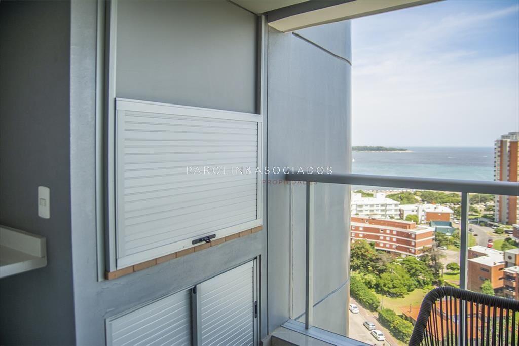 En venta apartamento de 2 dormitorios en Mansa Punta del Es