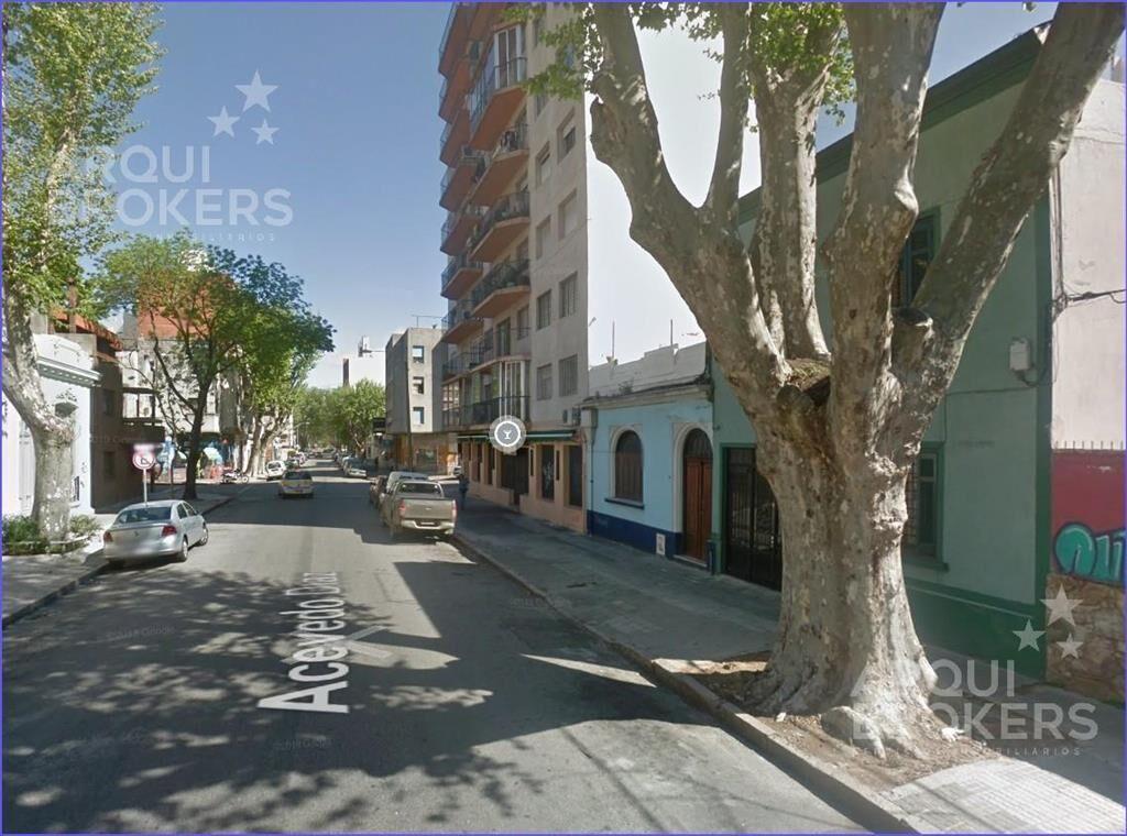Apartamento de un dormitorio en venta en Tres Cruces