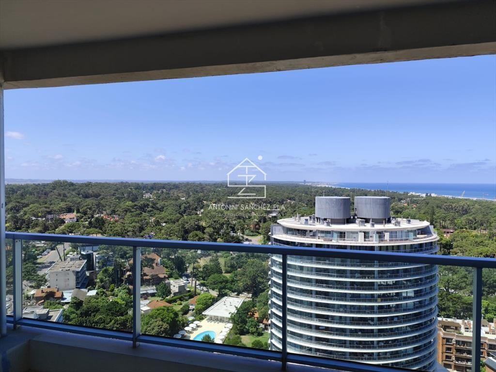 Venta apartamento 3 dormitorios Punta del Este