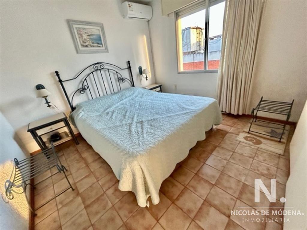 Muy lindo apartamento en Península, a 1 cuadra de la playa