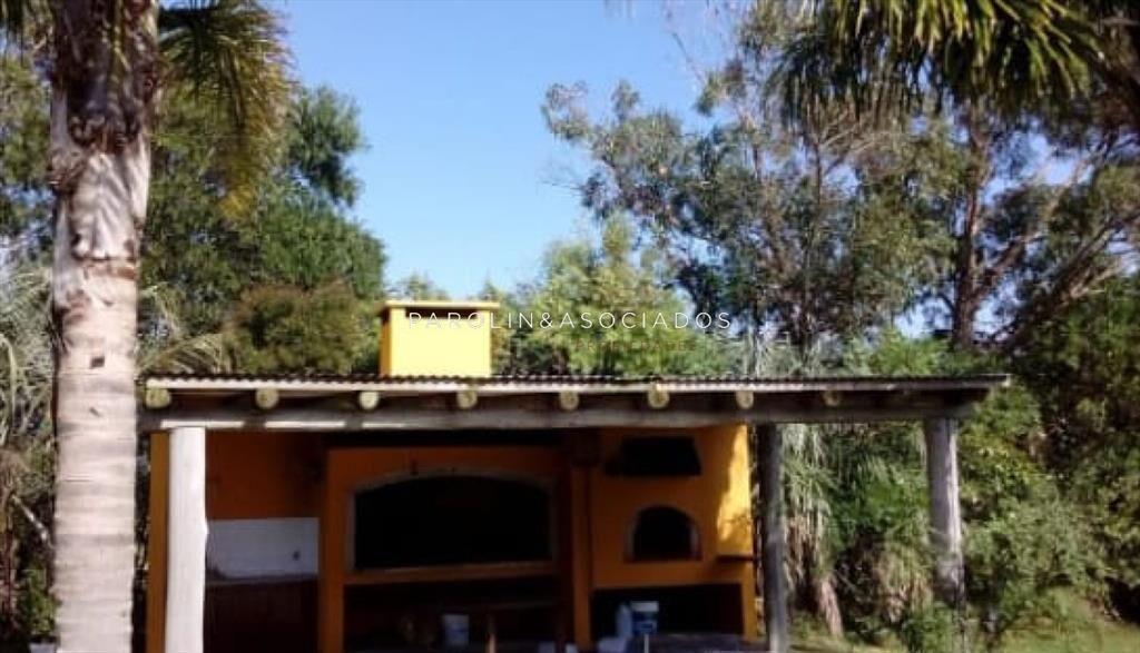CHACRA EN VENTA DE 5 DORMITORIOS EN LA BARRA