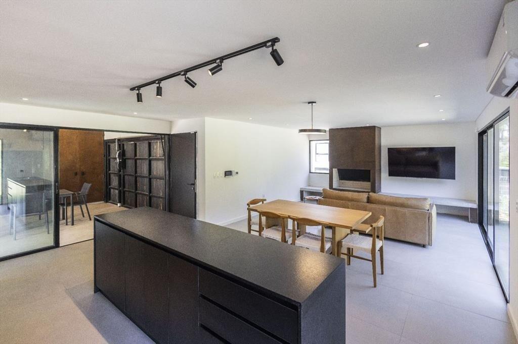 Venta casa de 3 dorm Barrio privado Club del Lago