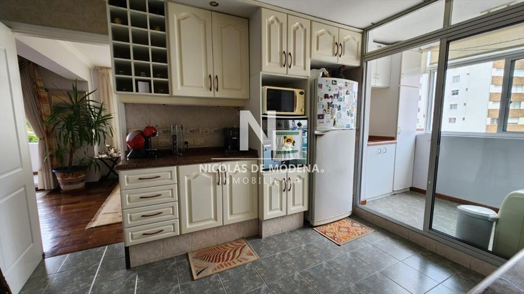 Venta hermoso apartamento Malvin, 3 dormitorio, 3