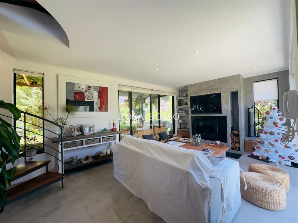 Alquiler de casa de 3 dormitorios con piscina en