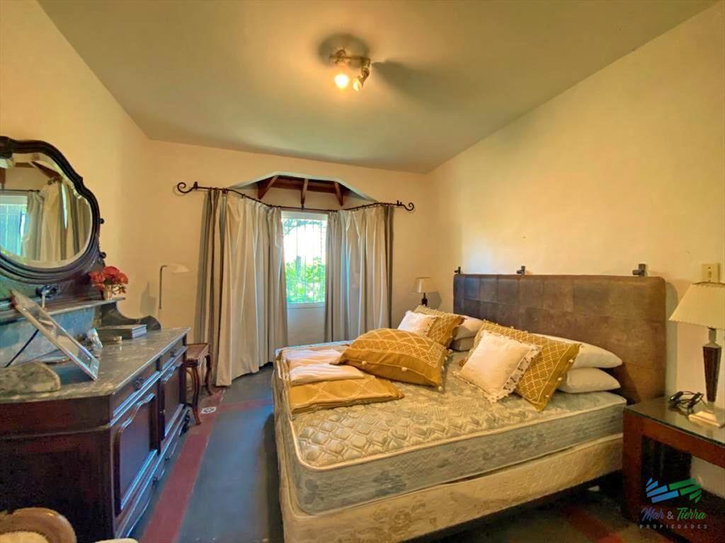 Venta de casa 3 dormitorios en Aidy Grill Punta del este, a
