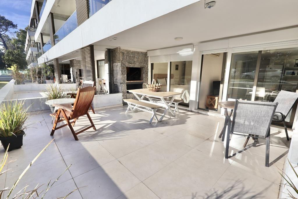 VENTA DE APARTAMENTO DE 1 DORMITORIO Y MEDIO EN