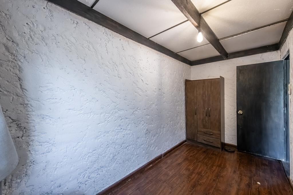 Casa en venta 4 dormitorios 2 baños c/ cochera en Parque...