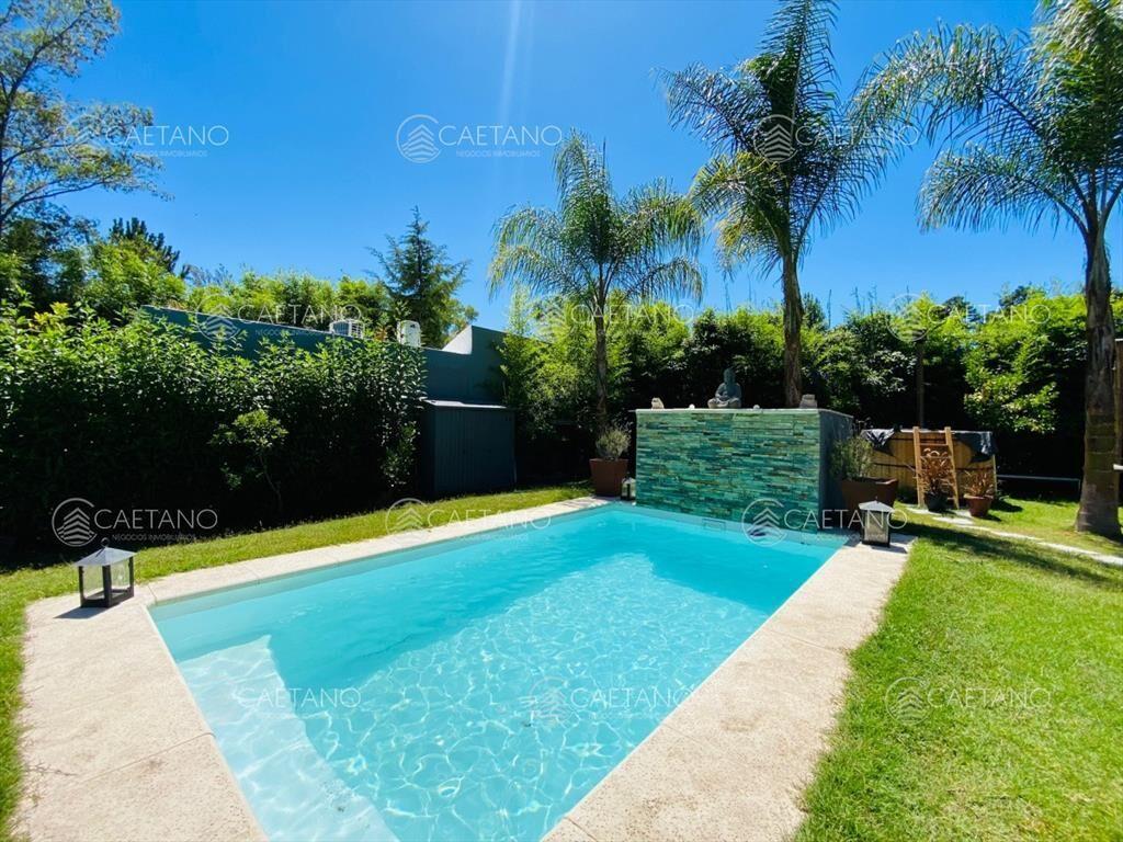 Moderna casa en venta a estrenar a pocas cuadras de la Play