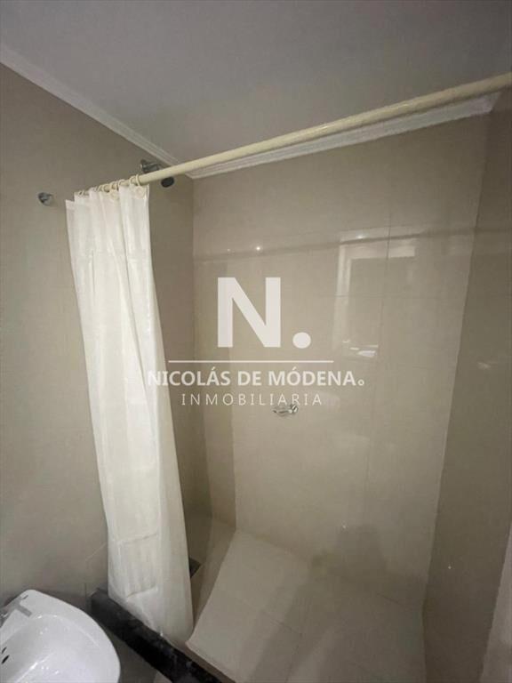 Apartamento de 1 dormitorio en Edificio con muy -