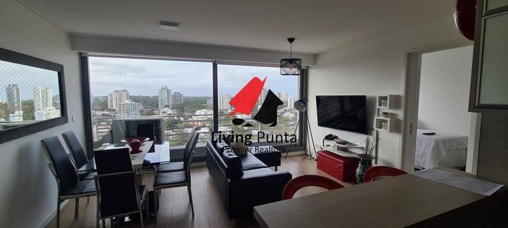 Apartamento en piso 19