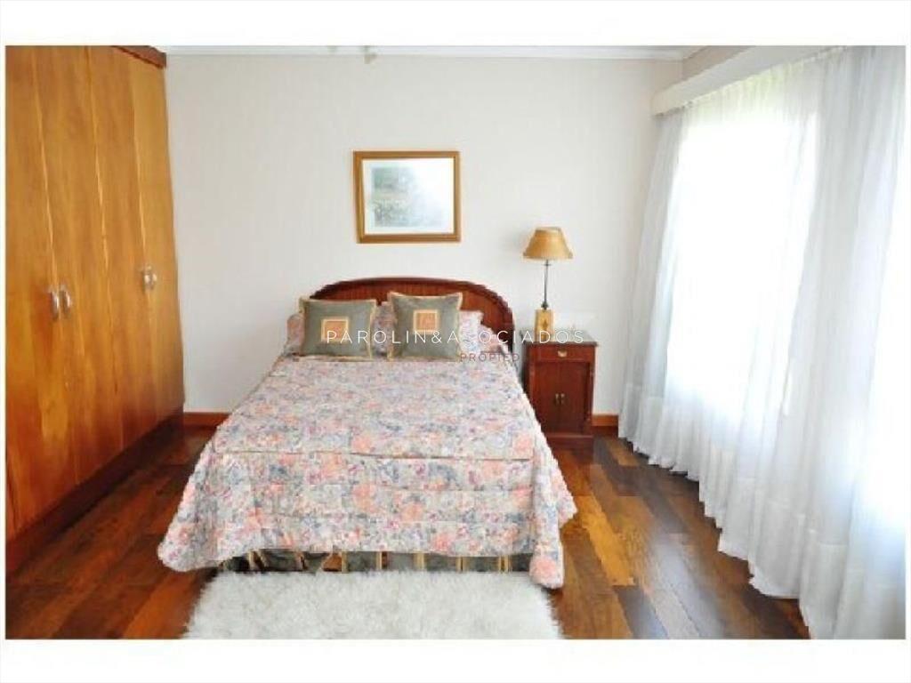 Casa en venta de 5 dormitorios en Playa Mansa,