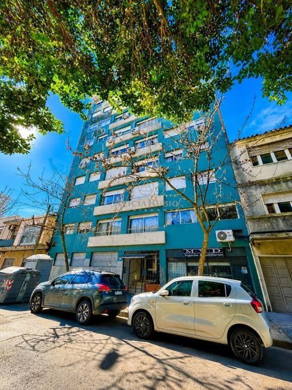 Pastoriza 1420 esq RIVERA. 3 DORM Y SERVICIO, ESTUFA LEÑ...