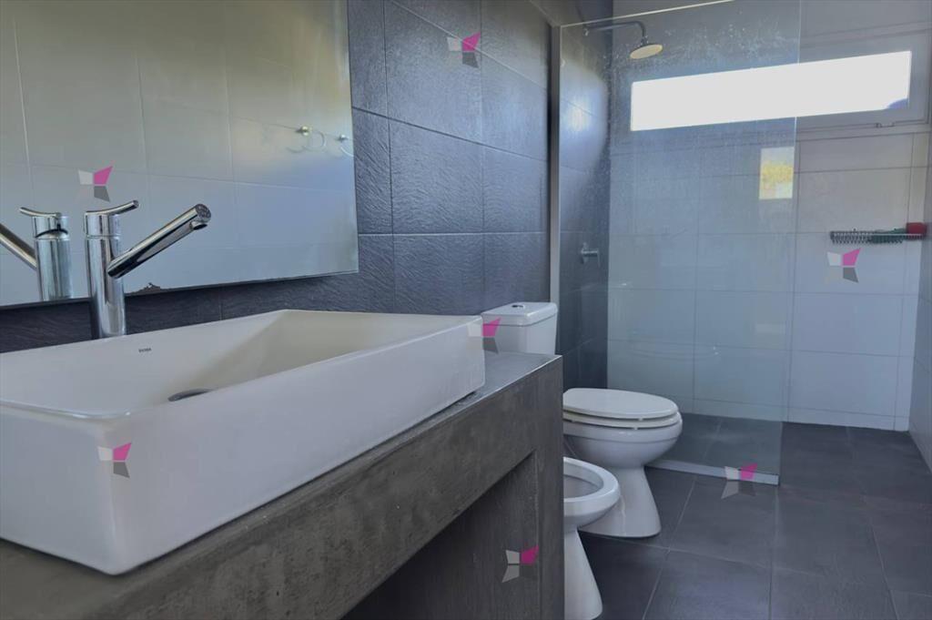 Casa en alquiler a metros del mar con excelente vista