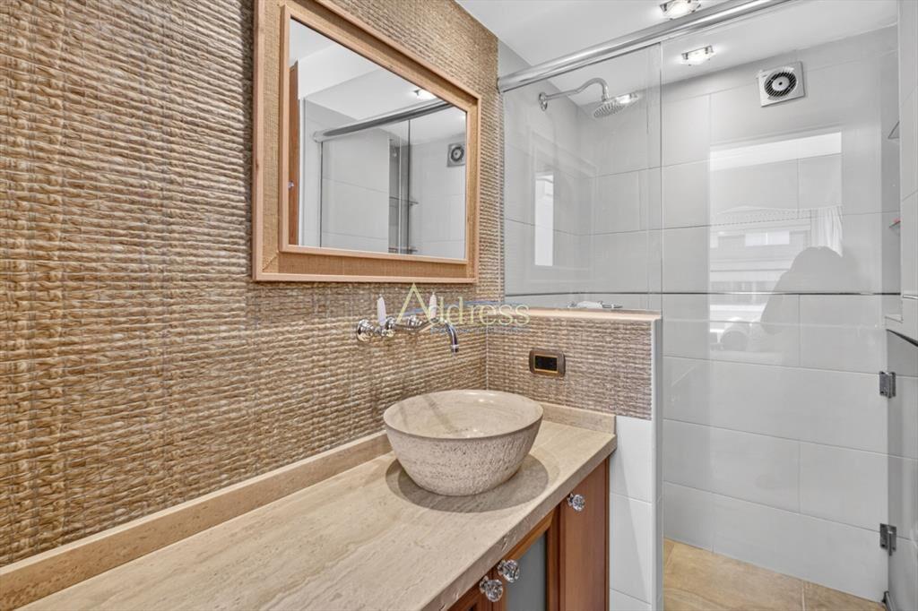 Venta Apartamento de 4 dormitorios en Punta del