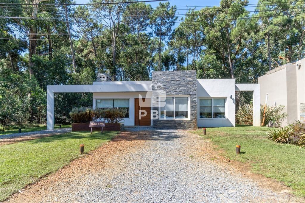 Casa en venta en Solanas Country, Punta Ballena